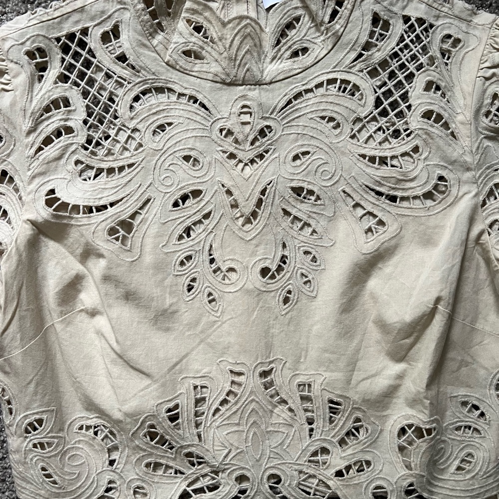 - Intermix cotton eyelet top - Picture 2 of 8